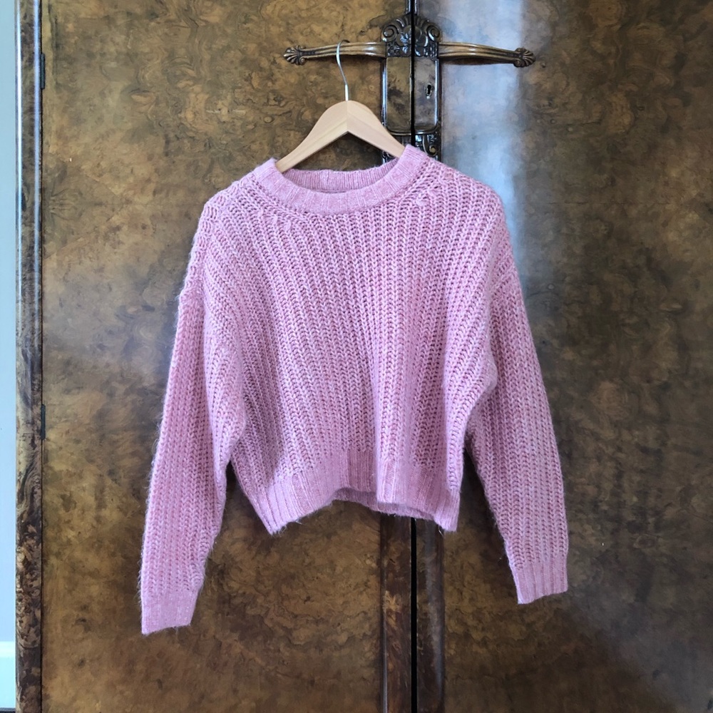 pink american eagle sweater